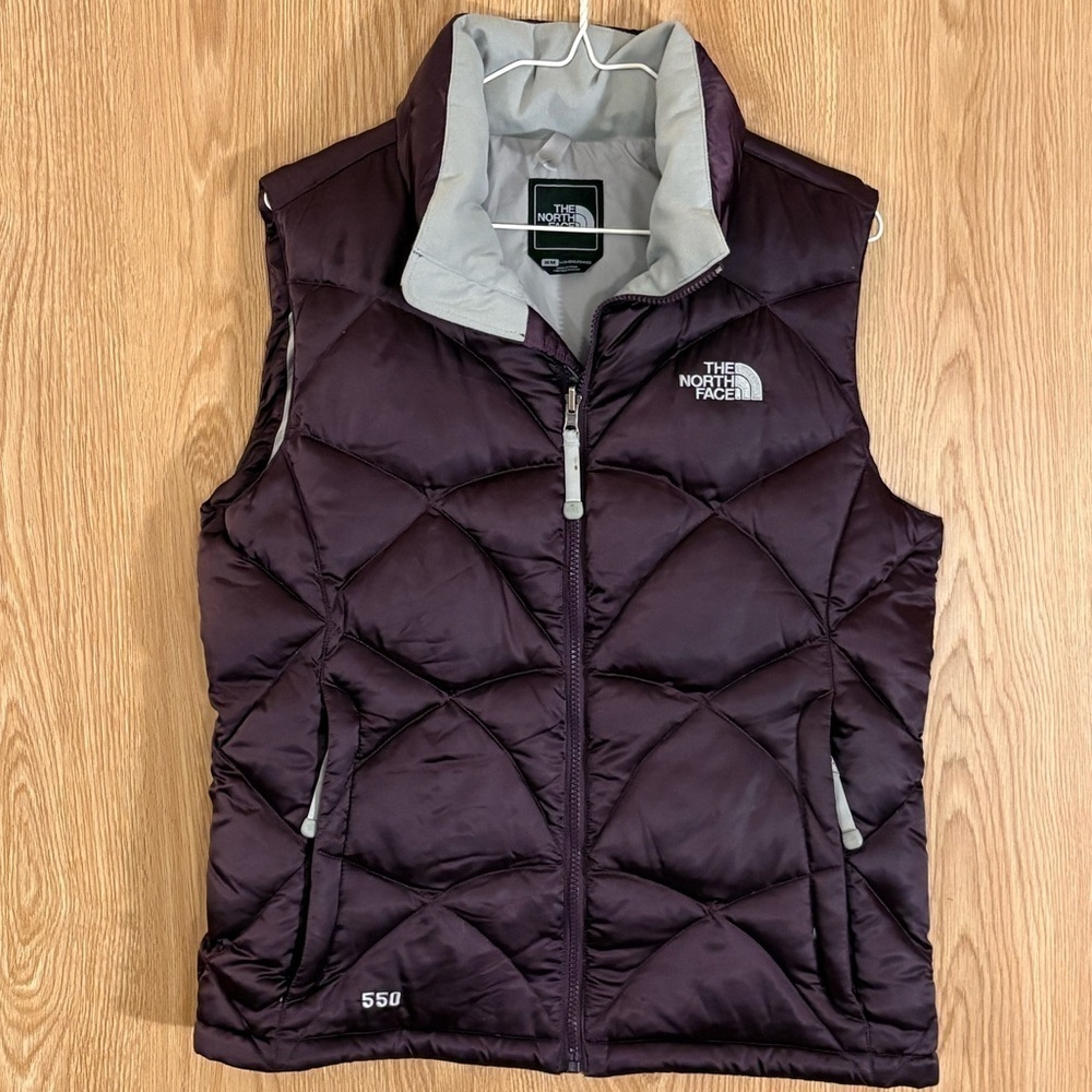 The North Face 550 Dark Purple Insulated Puffer Quilted Vest